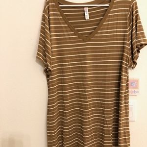 Lularoe Christy Tee